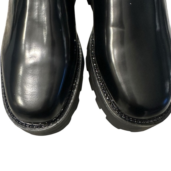 NEW - DKNY Women's Senni Chelsea Lug Boots - Size 9.5 - Black - Picture 2 of 6